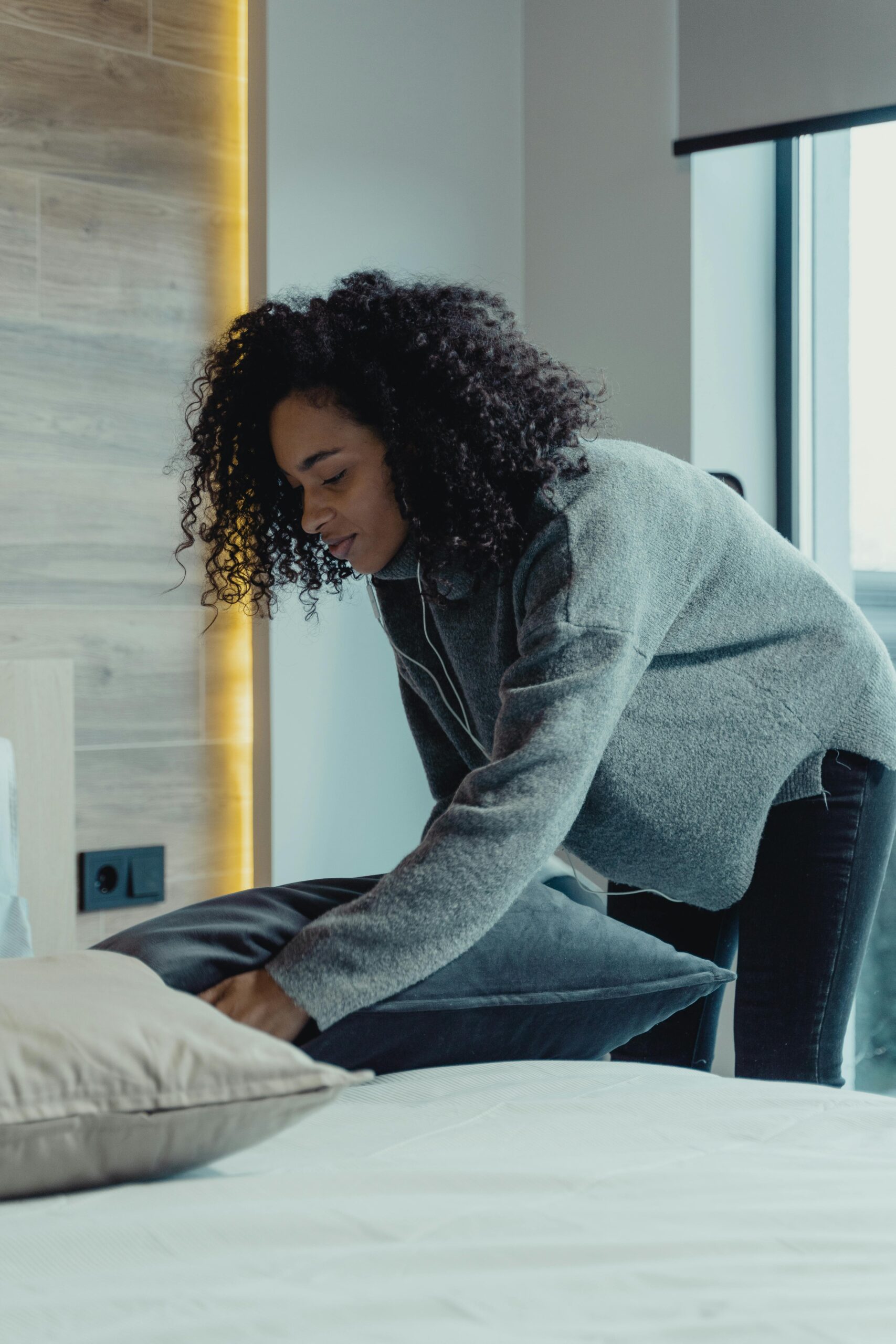 The Benefits of Making Your Bed: A Simple Habit That Transforms Your Day